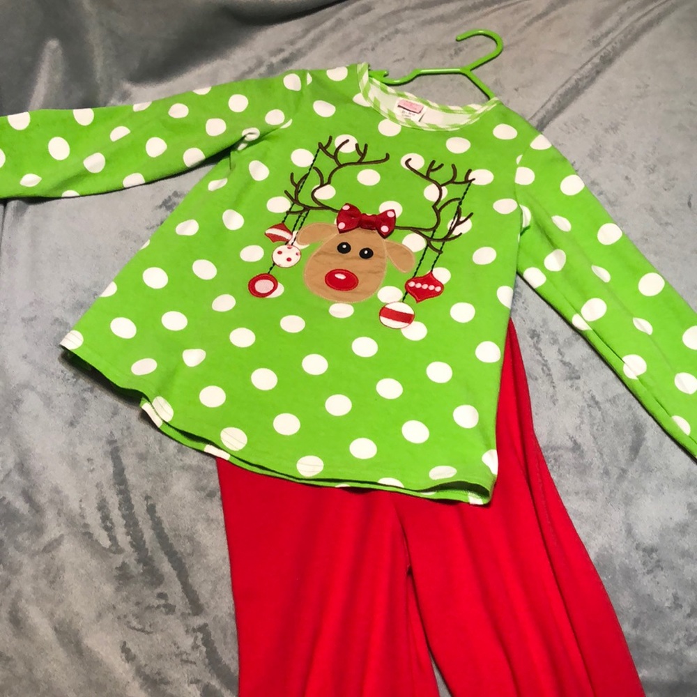 Red and green reindeer pant set